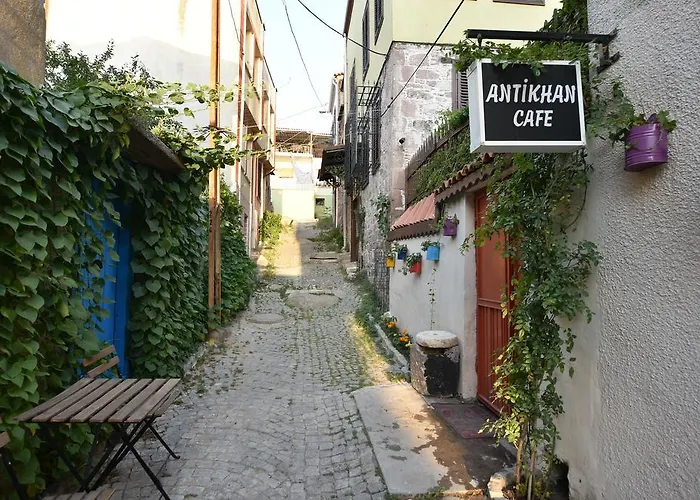 Antikhan * Ayvalı